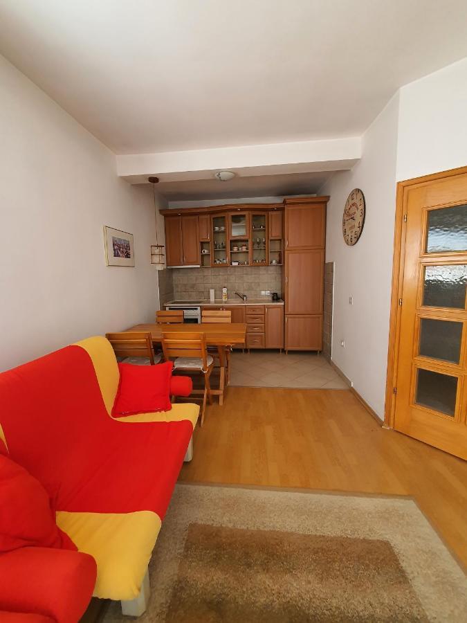 Zogu Apartments - City View Prisztina Zewnętrze zdjęcie