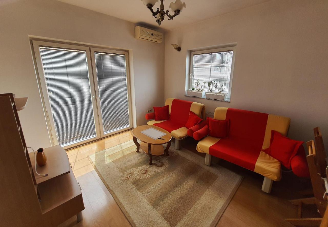 Zogu Apartments - City View Prisztina Zewnętrze zdjęcie